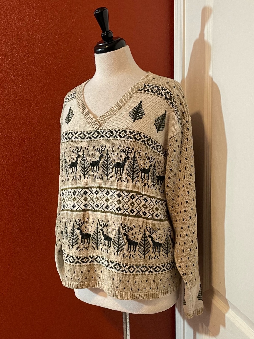 Woolrich Women’s Vintage Fair Isle Deer & Pine Evergreen V Neck Knit Sweater